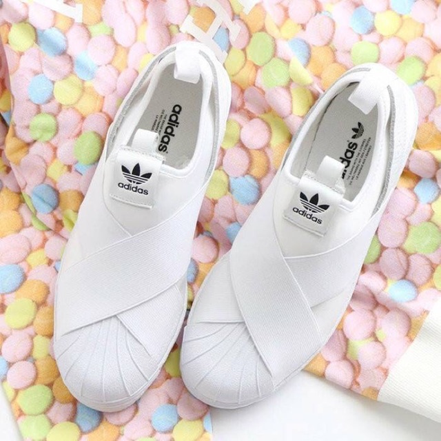 Adidas Slip On สีขาว