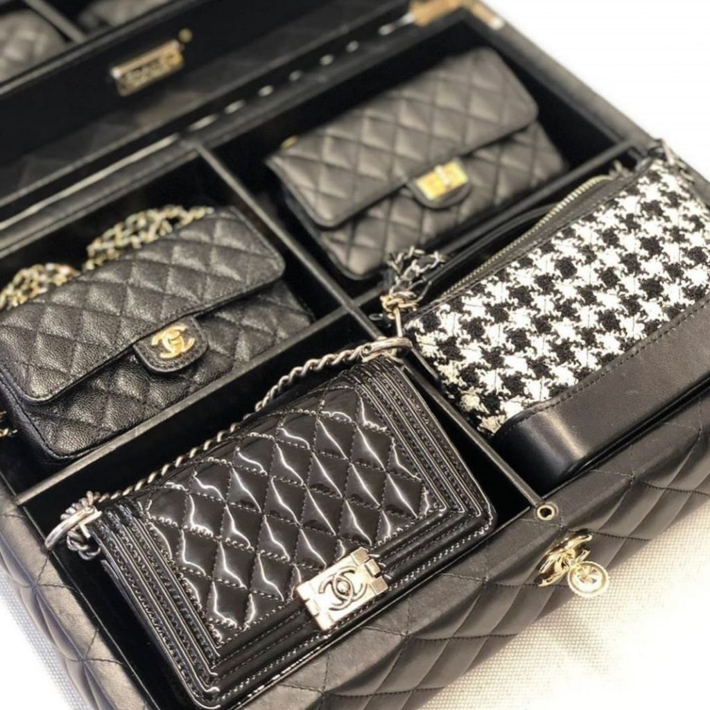 กระเป๋าแบรนด์เนม Chanel Box Set: Chanel Metiers D’art 2020